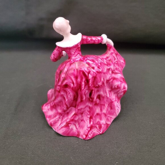 Vintage Royal Doulton Kirsty Figurine 1970 NH 3213 Small Made in England - Picture 7 of 10